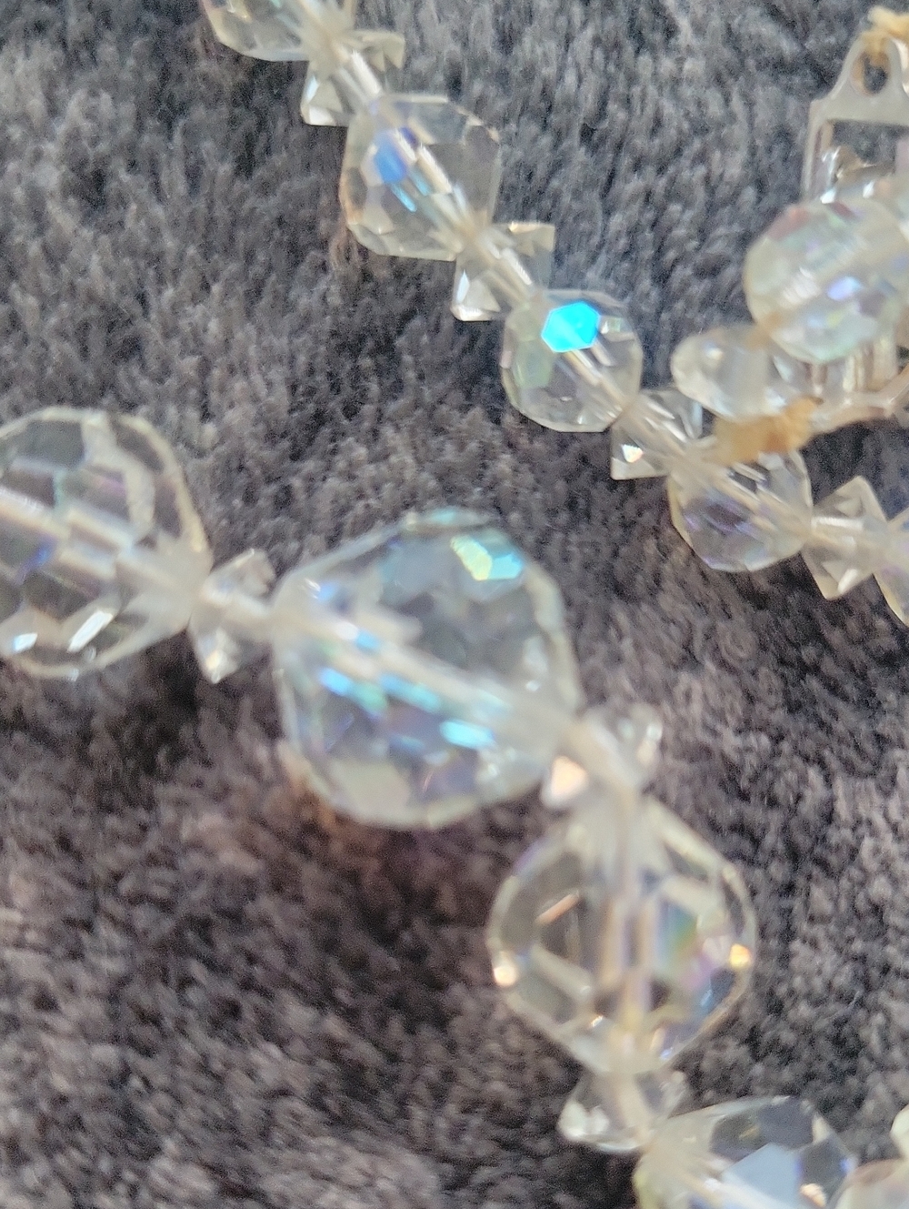Vtg. Germany Faceted AB Glass Single Strand "18 Necklace - Picture 7 of 8